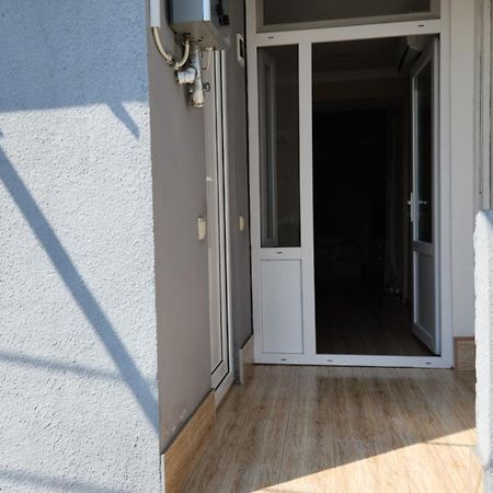 Comfort Tiflis Exterior foto