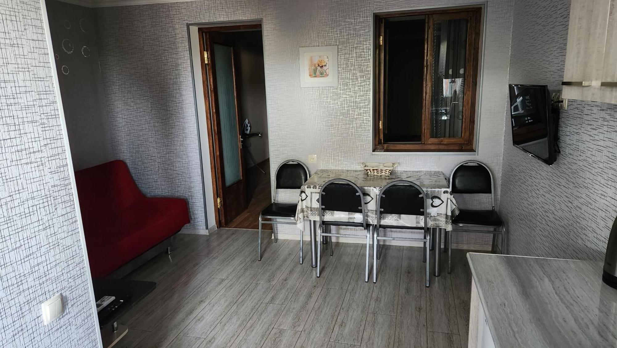 Comfort Tiflis Habitación foto