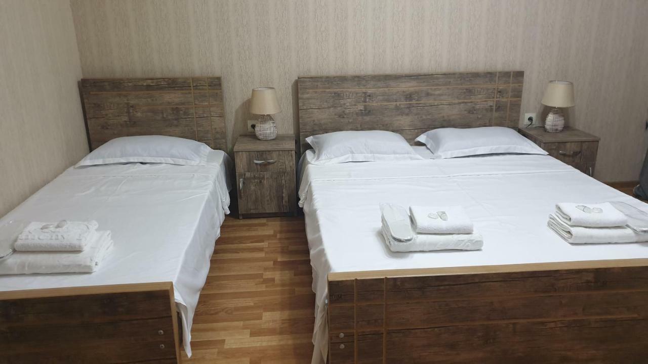 Comfort Tiflis Exterior foto