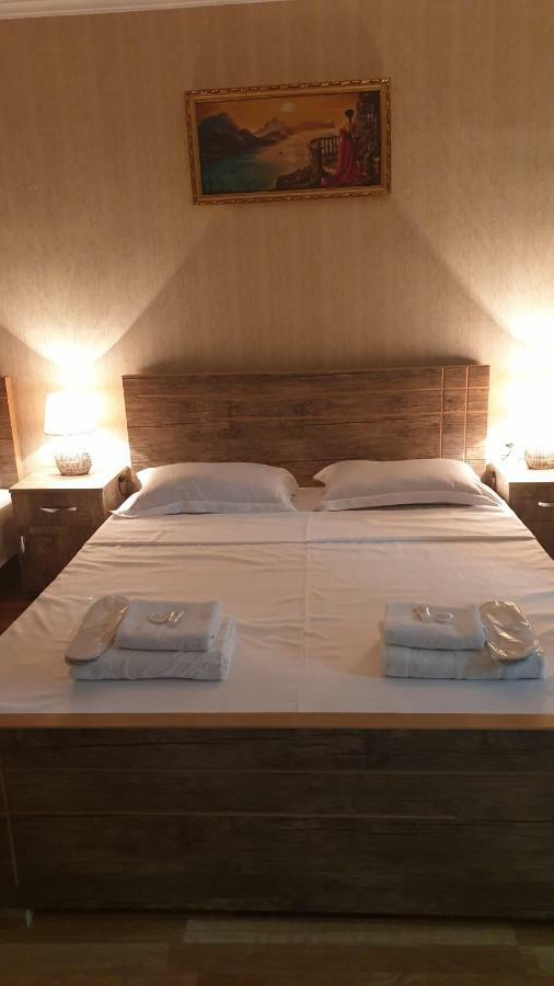 Comfort Tiflis Exterior foto