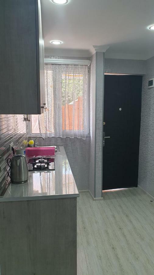 Comfort Tiflis Exterior foto