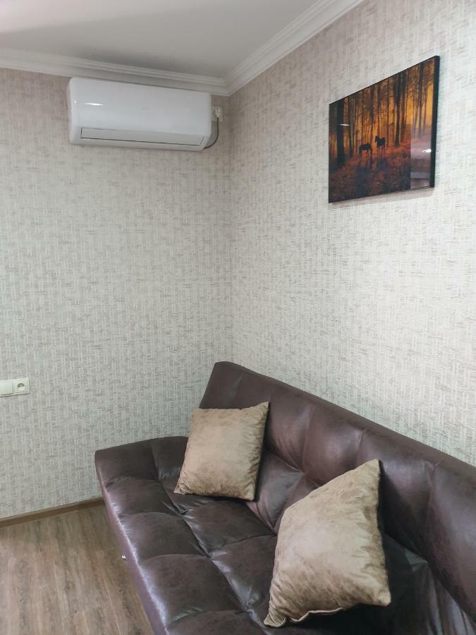 Comfort Tiflis Exterior foto