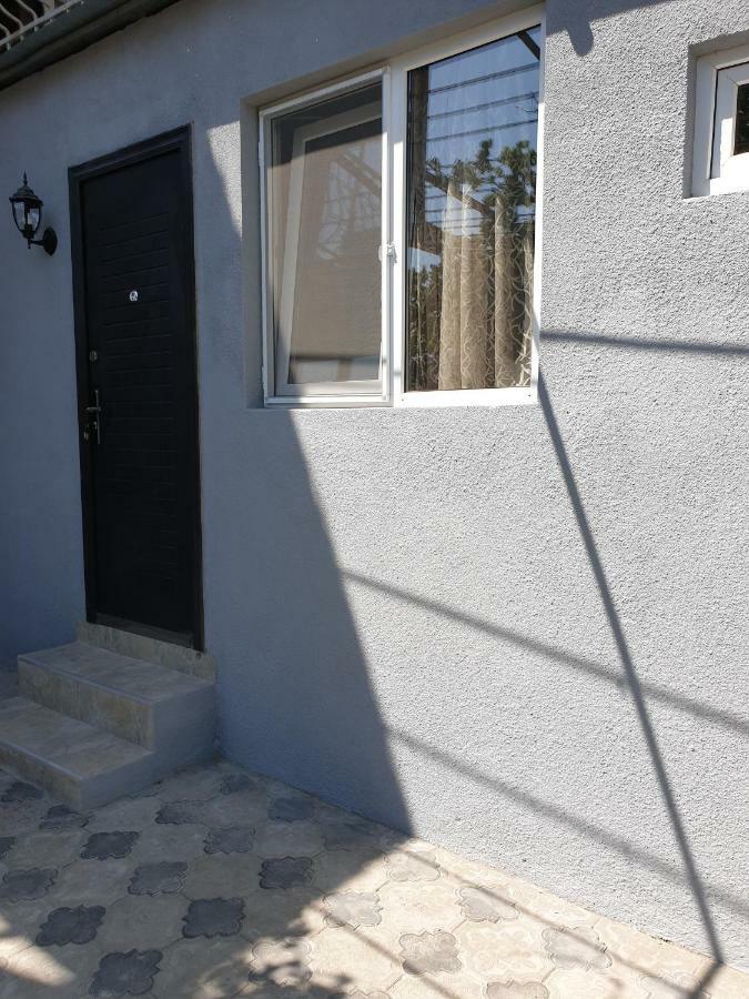 Comfort Tiflis Exterior foto
